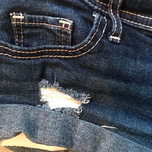 Hollister dark wash shorts - Picture 3 of 5